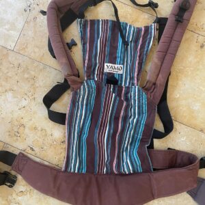 יאמו חום-פסים